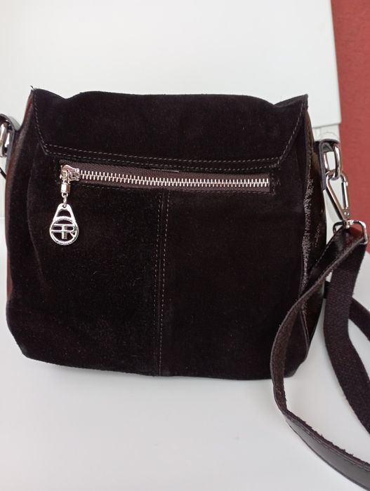 Чантичка от естествена кожа (кожен велур) 50 лв