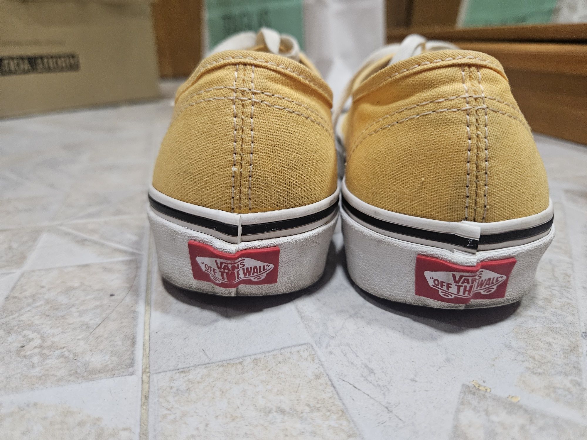 Кецове марка vans