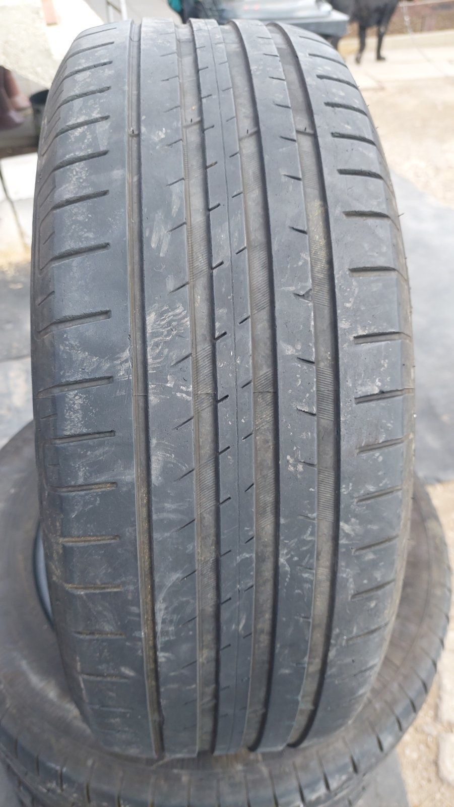 Летни гуми 215/60/16