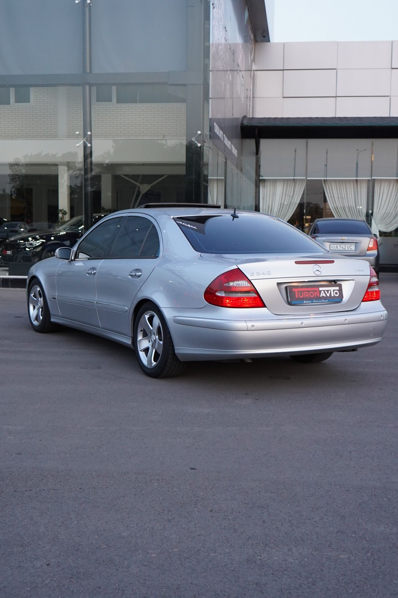 W211 avangard v6 mator ideal holati sotiladi