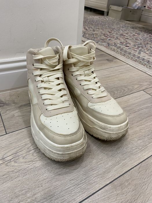 Красовка женская в отличном состояние