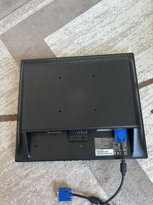 Calculator  cu monitor