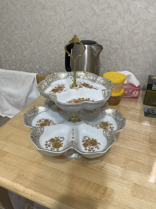Посуда двух уровневая