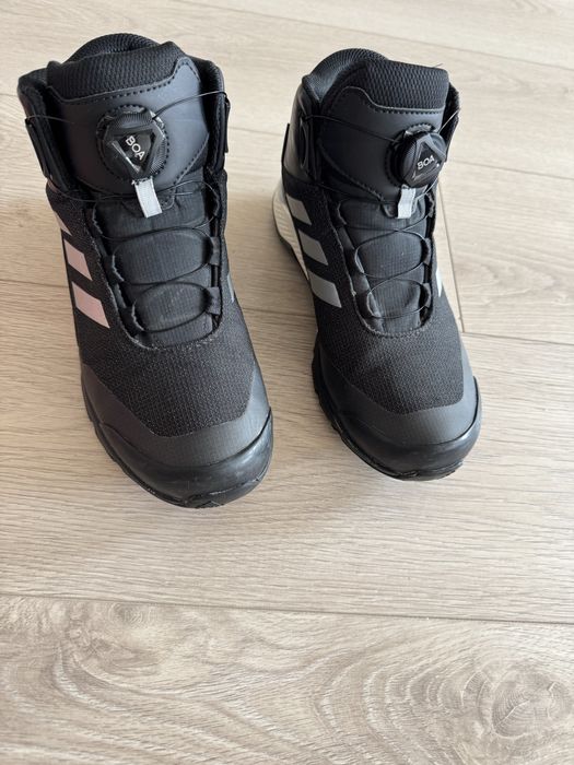 Детски зимни боти adidas terrex