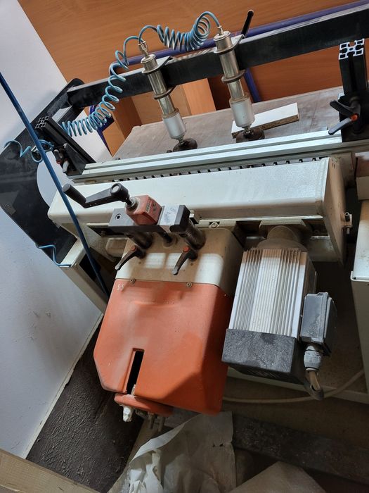 Mașină de găurit multiplu Vitap