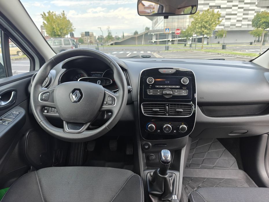 Vind Renault Clio