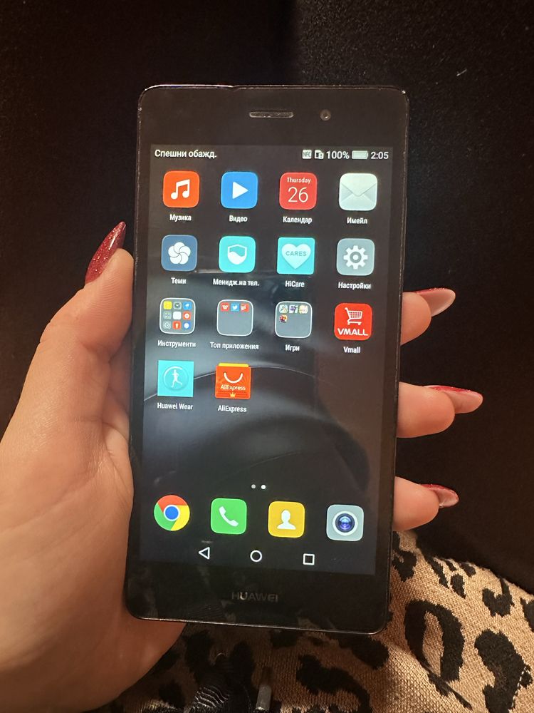 Телефон Huawei P8 Lite