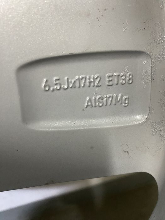 Jante 17 originale Vw Passat Tiguan cu anvelope de vara