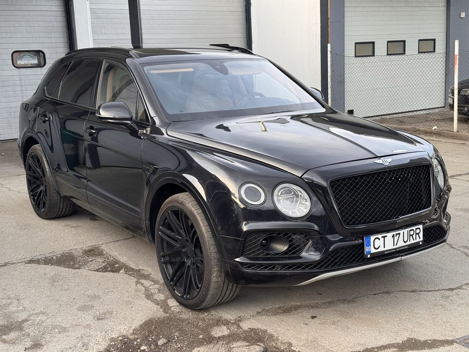 Bentley Bentayga V8 550cp 2019 usor avariat