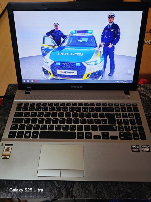 Laptop Samsung office