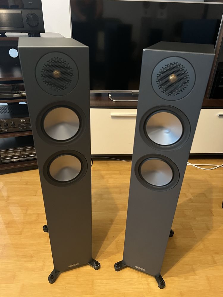 Boxe de podea Monitor Audio Bronze 200