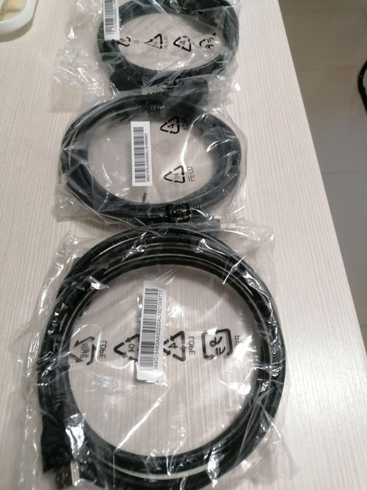 Cablu HDMI + Cablu Display Port