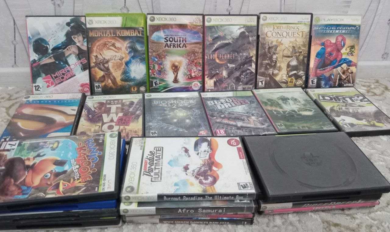 xbox 360, 2 жостика оригинал и 25 игр срочно