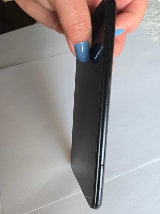 Продавам Samsung Galaxy M 20