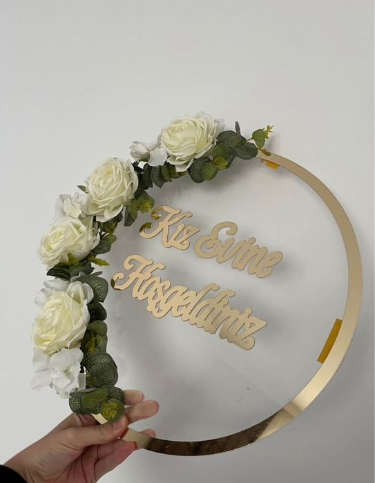 Декорация за врата