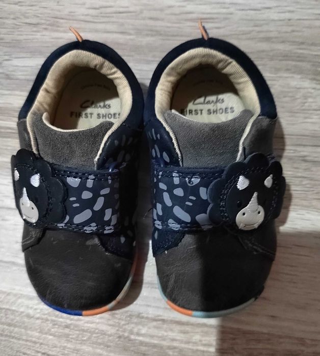 Оттопедични обувки за дете