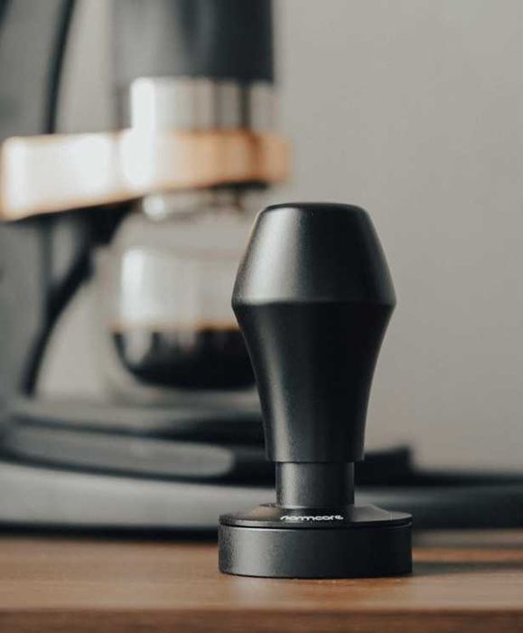 Професионален тампер за кафе Normcore с регулируемо контактно налягане