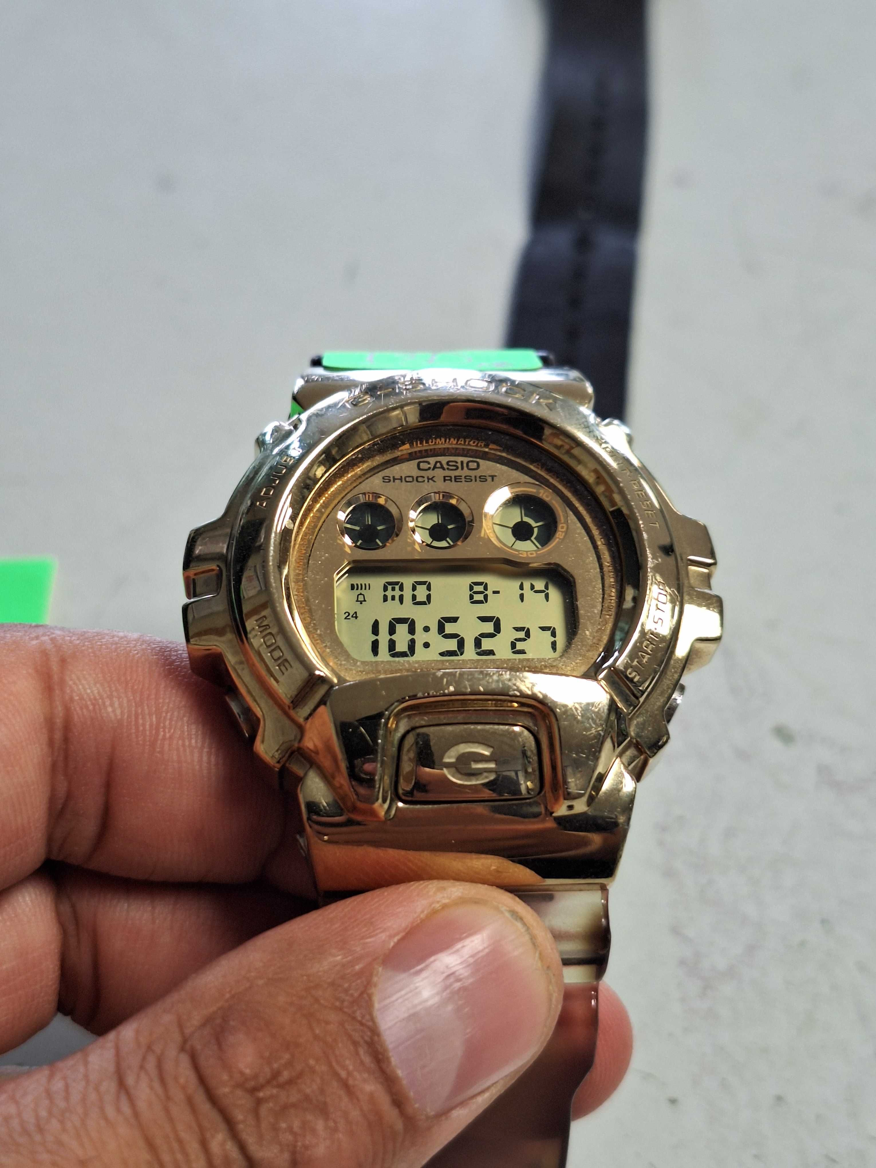 Часовник Casio GM-6900SG