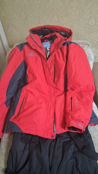 Лыжный костюм женский