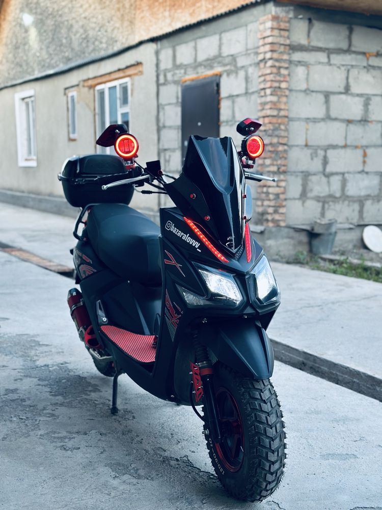 Лия мопед 150кубов