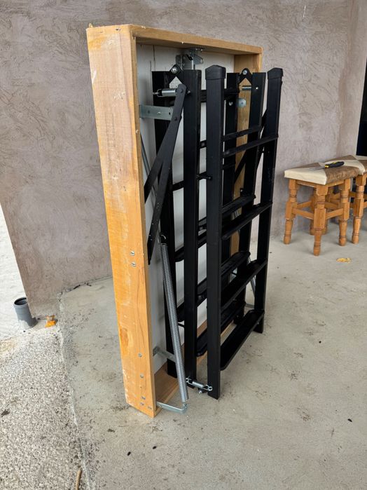 Scară metalică retractabilă pentru pod 70x110 – aproape nouă