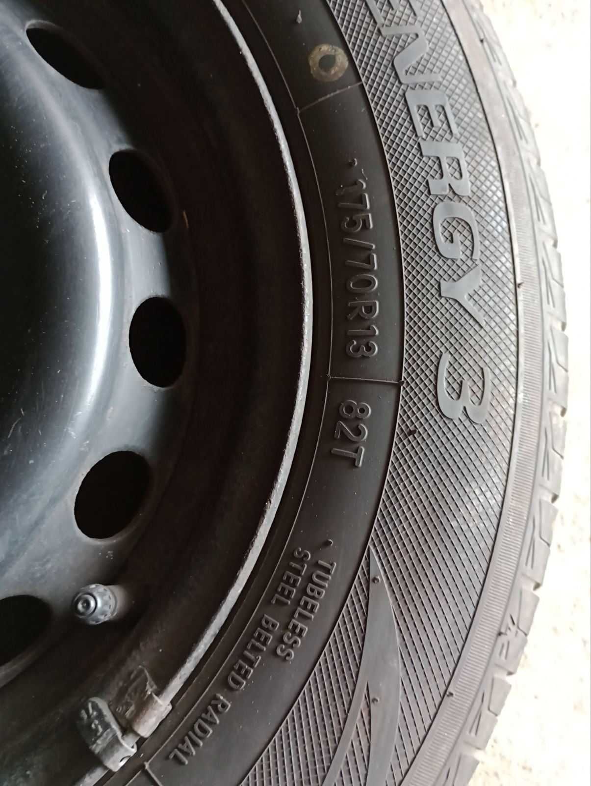 Гуми с джанти 175/70 R13