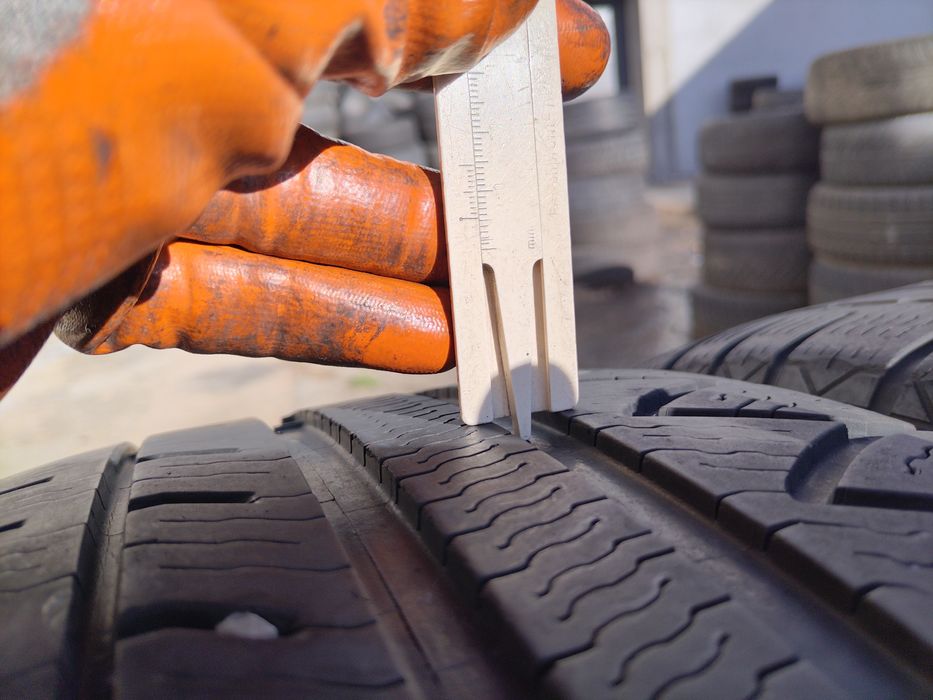 215/45/18 Мишелин - без ДОТ