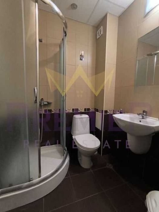 Дава се под наем Тристаен апартамент в Варна, Бизнес хотел - 80 кв.м за 510 € - Снимка #11