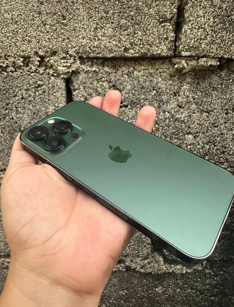 IPHONE 13  PRO 128GB   ios 19  merge bine arată inpachabil negociabil