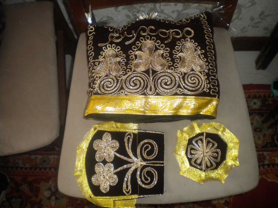 Для чайника .Ручная  работа