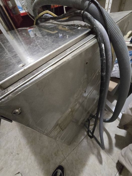 Професионална миялна машина