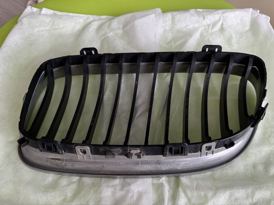 Grile Originale BMW E90/E91 LCI