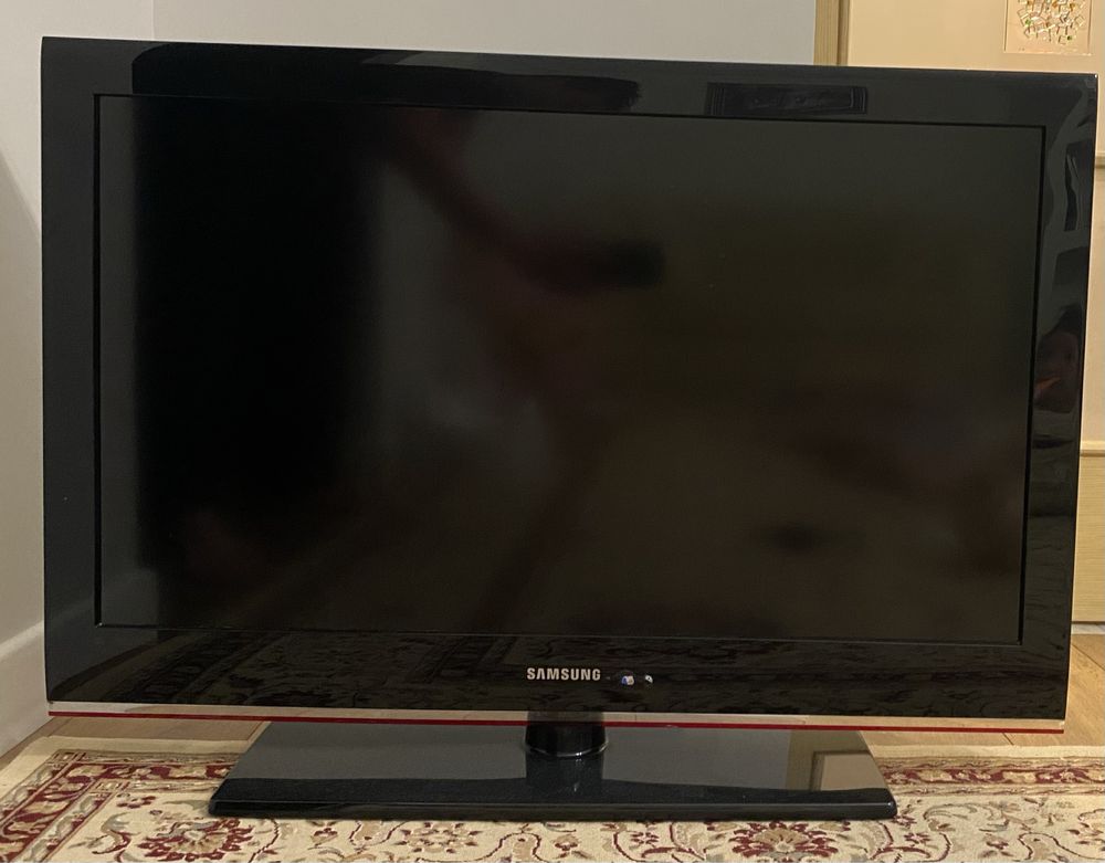 Телевизор Samsung 37’’  Full HD (94cm)