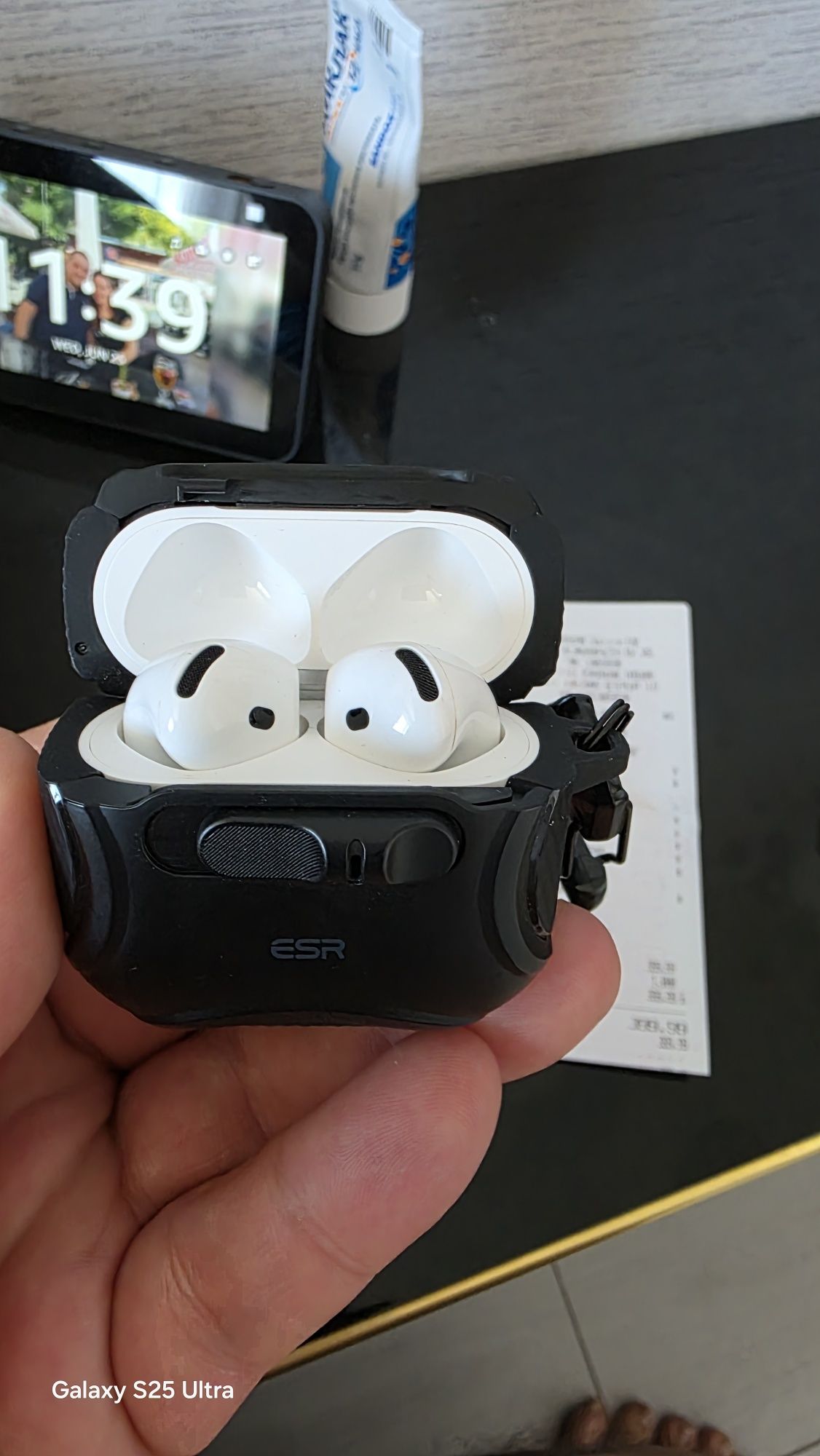 Airpods 4 anc с гаранция
