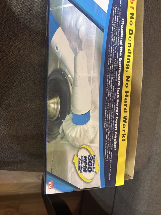 Електрическа четка за баня чисто нова