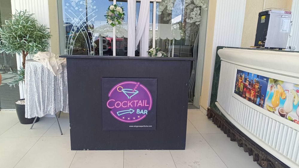 Cocktail bar și tort de shot