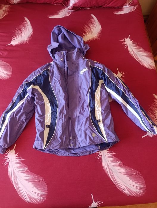 Зимно ски яке със свалящ се полар