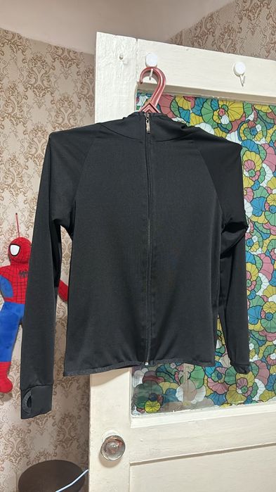 Продаю вещи в отличном состояние