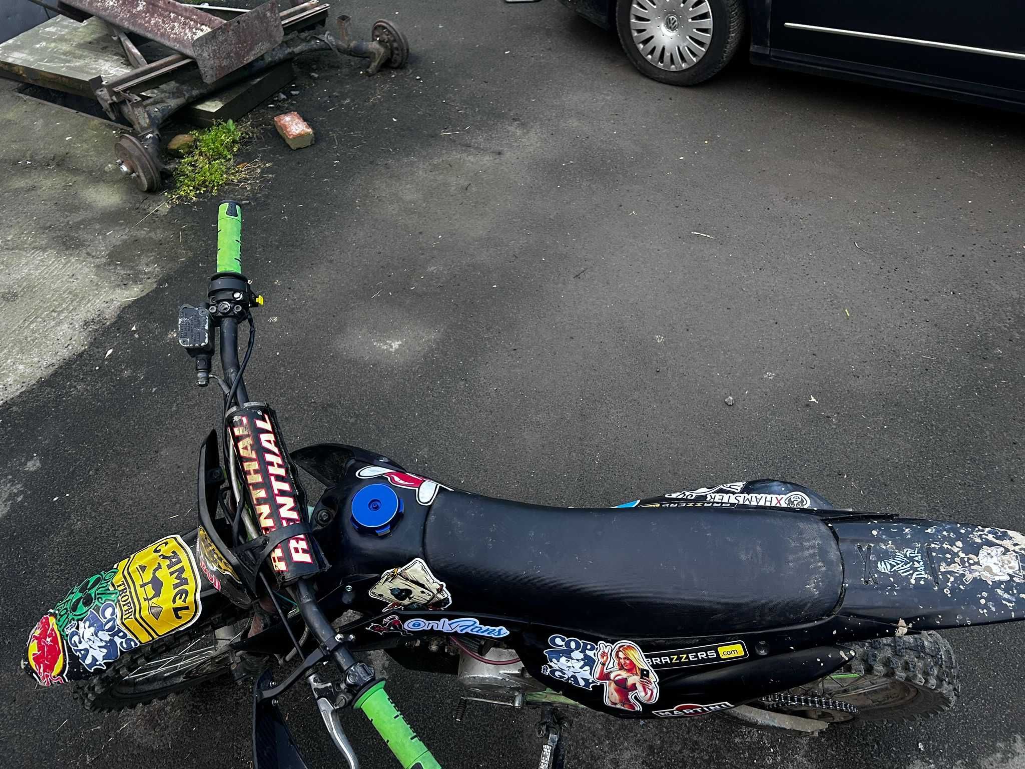 vand motocros kxd