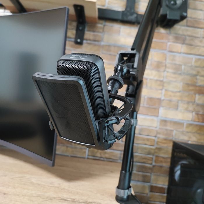 Microfon Elgato Wave 3 + Pop Filter+ Shock Mount + Brat Microfon