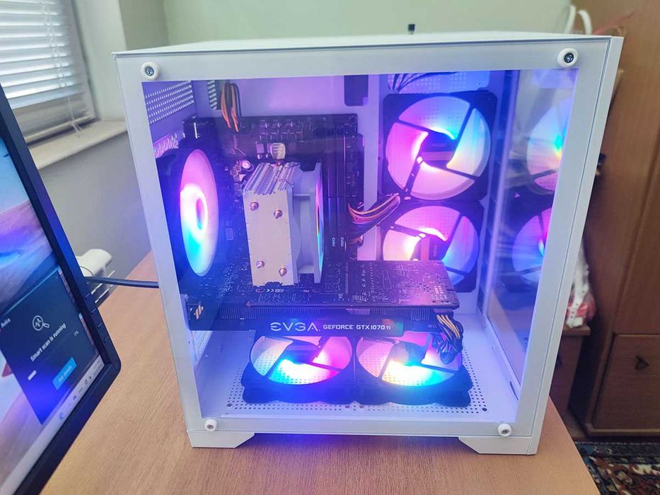 Геймърски компютър, Intel i3 12100f, 32gb Ram, 960Gb SSD, 1070Ti, 700W