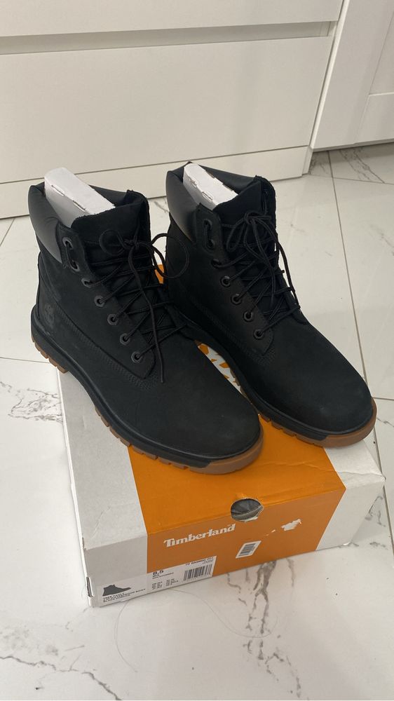 Tree Vault 6 in waterproof boot black nubuck