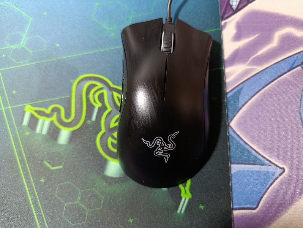 Продам мышку и коврик от Razer