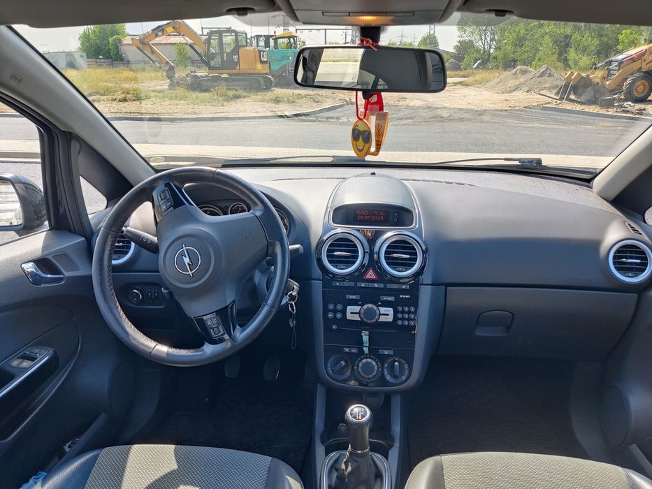 Opel CORSA D de vânzare!