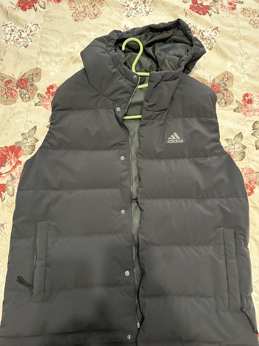 Продавам Мъжки Елек