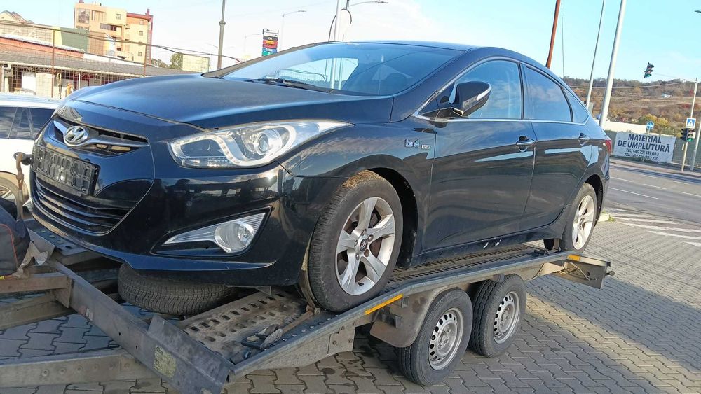 Dezmembrez Hyundai i40, an 2011/2018, motor 1.7 crdi