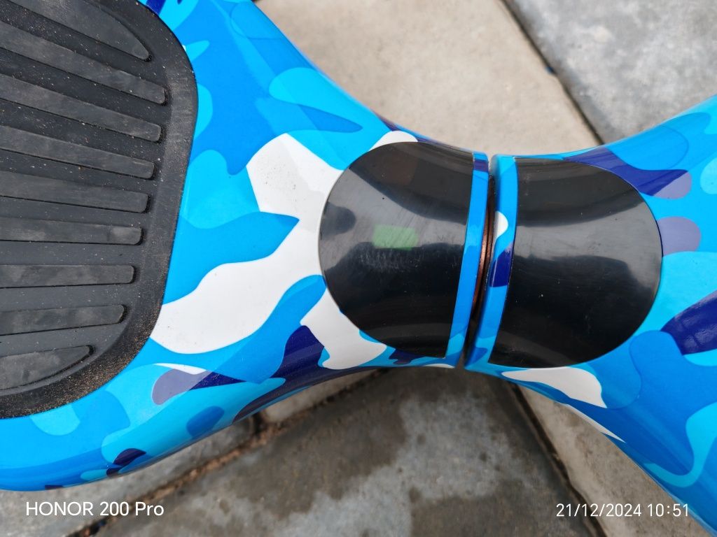 Hover-board foarte puțin folosit