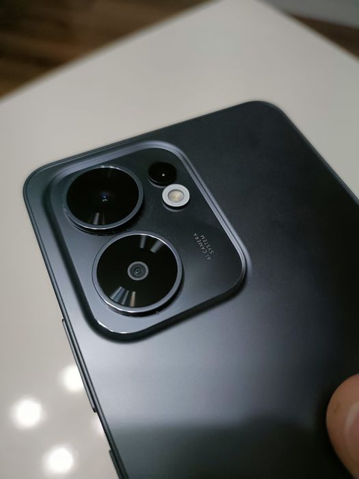 Oppo Reno 13f / Nou/ Garantie
