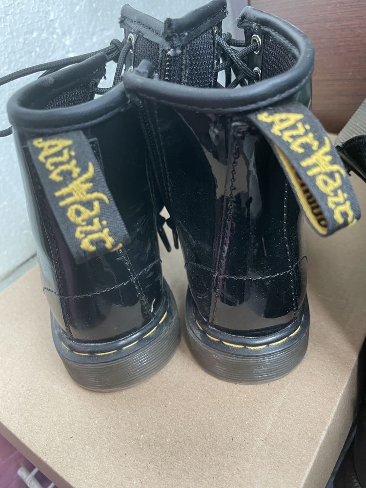 Dr. Martens детски 28 номер