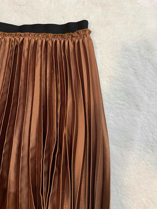 Дамска пола Zara